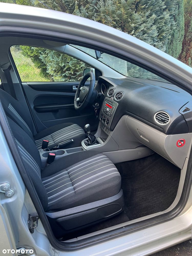 Ford Focus - 9