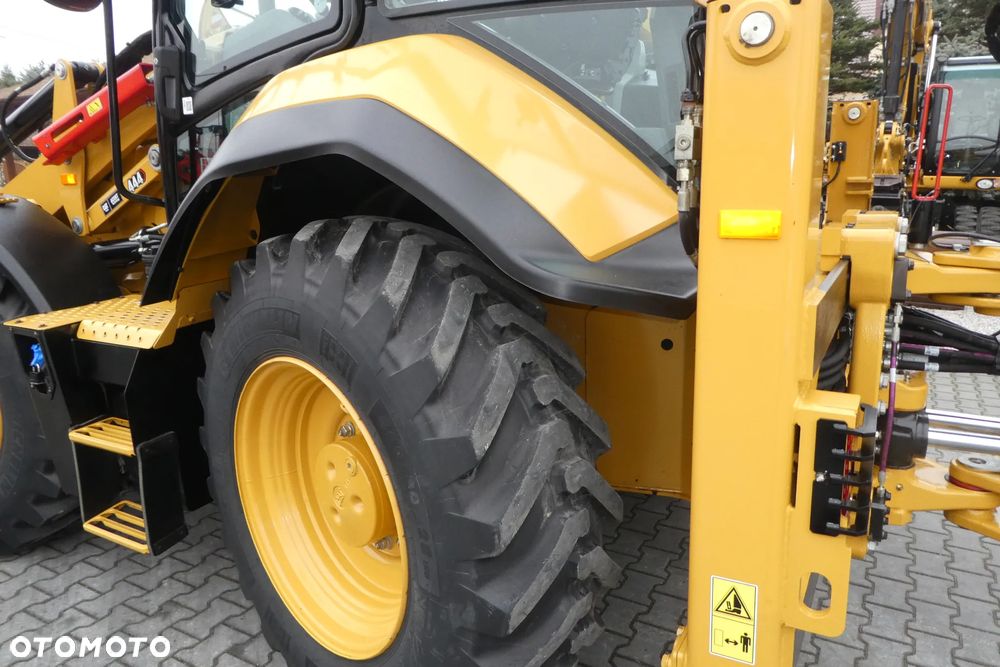 Caterpillar 444 -O7A Z NIEMIEC - 22