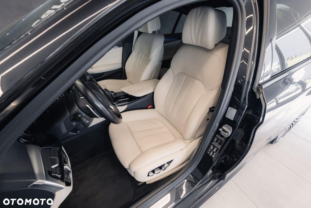 BMW Seria 5 540i xDrive M Sport sport - 13