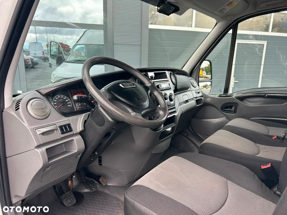 Iveco Daily 35S15 L3H2 Średniak **KLIMA**Hak 3,5t.**Niski przebieg**Sprowadzony**2014R** - 9