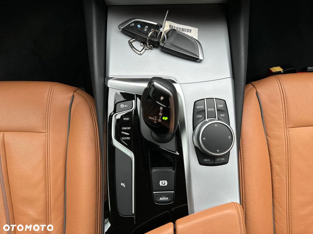 BMW Seria 5 - 19