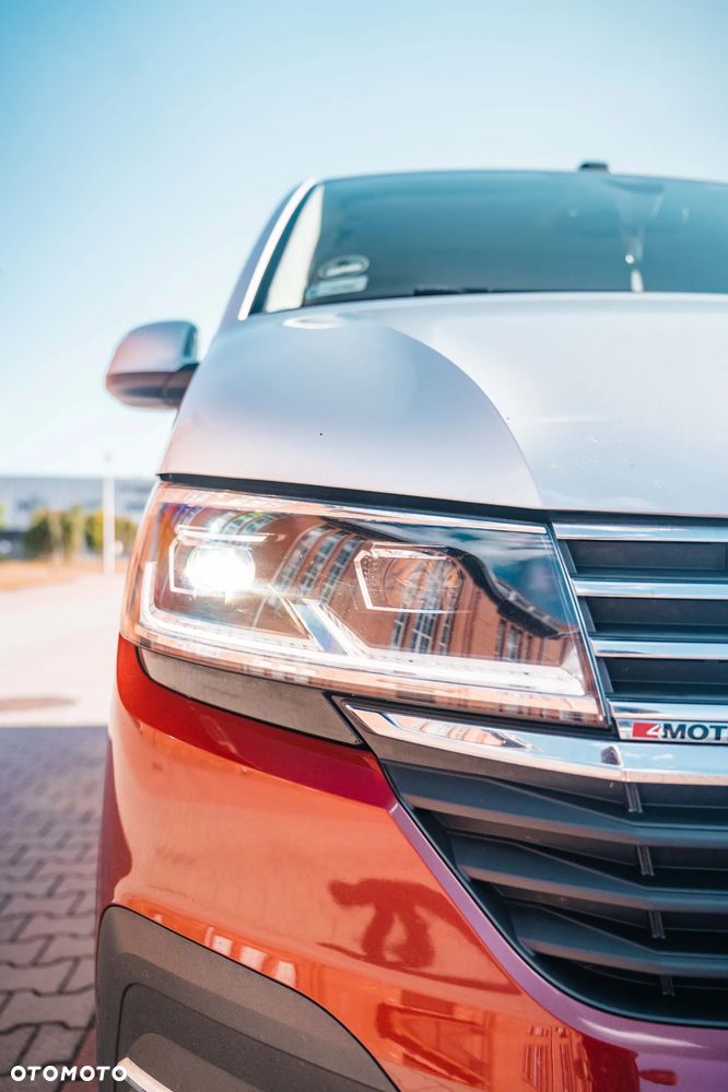 Volkswagen Multivan - 15
