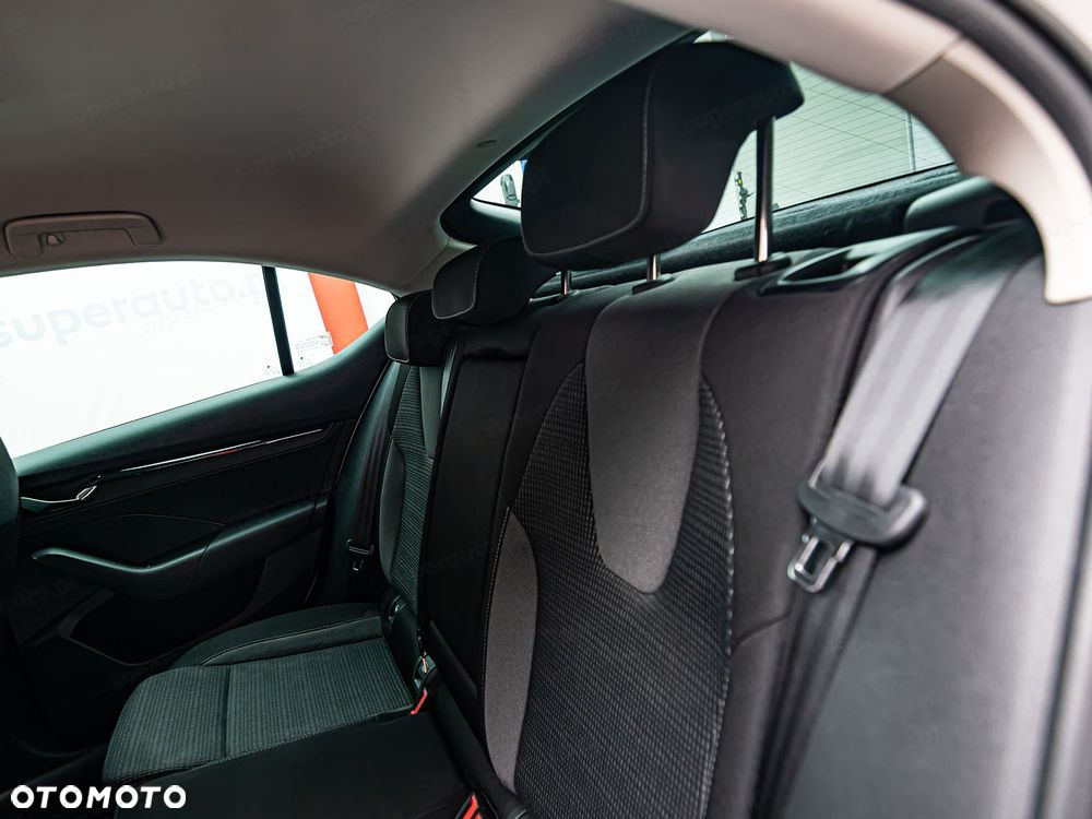 Skoda Octavia 2.0 TDI Ambition DSG - 20