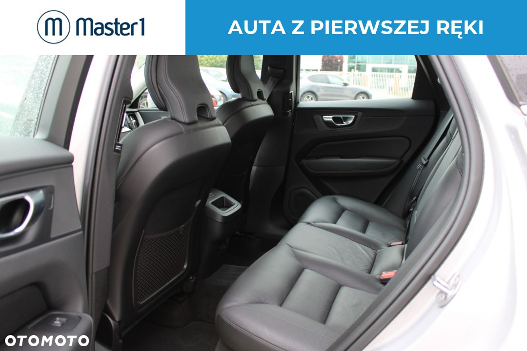 Volvo XC 60 B4 D AWD Plus Bright - 10