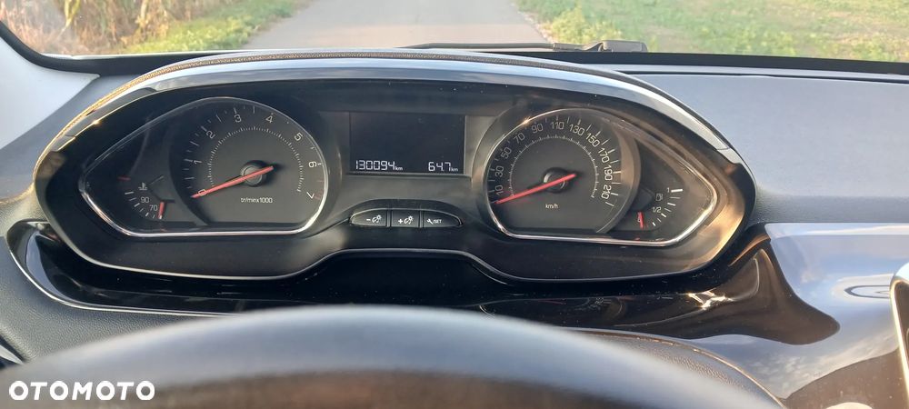 Peugeot 208 1.2 PureTech Active - 13
