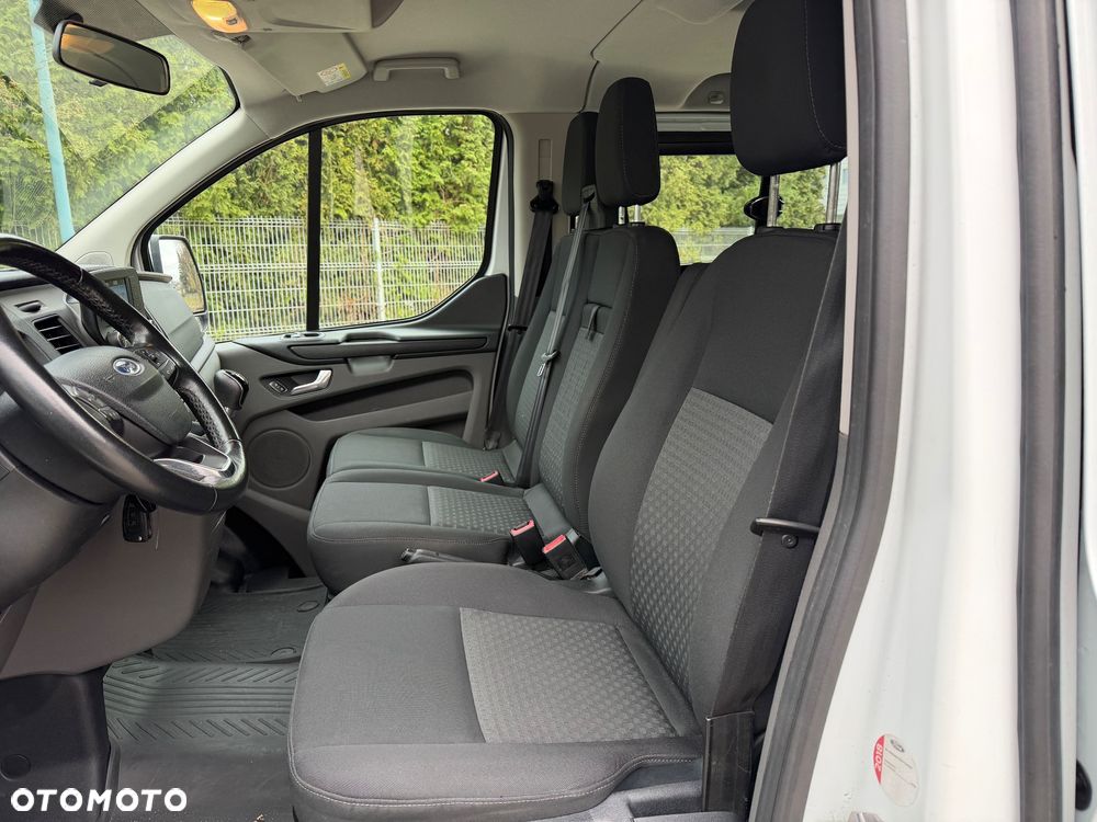 Ford Transit Custom - 12