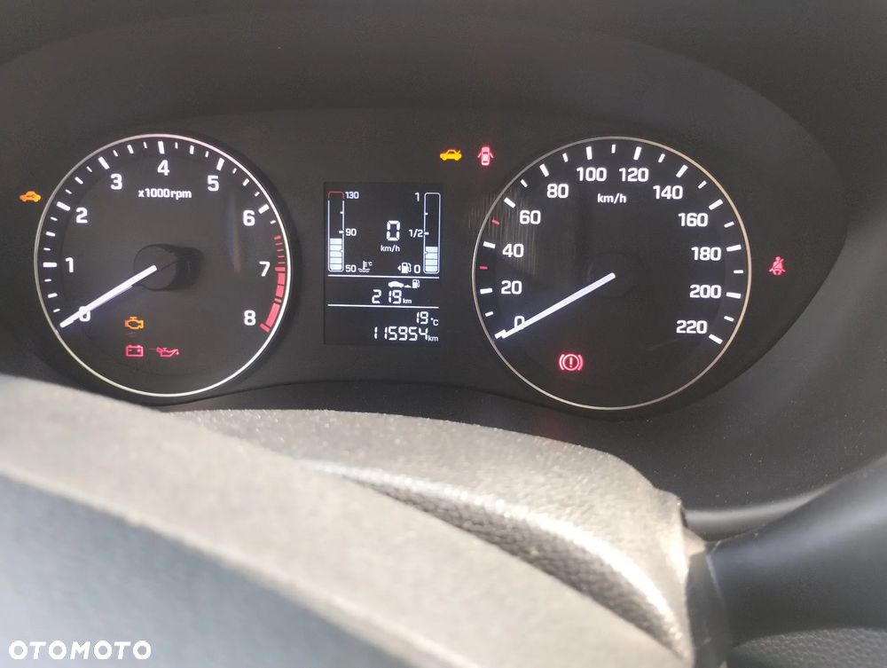 Hyundai i20 - 12