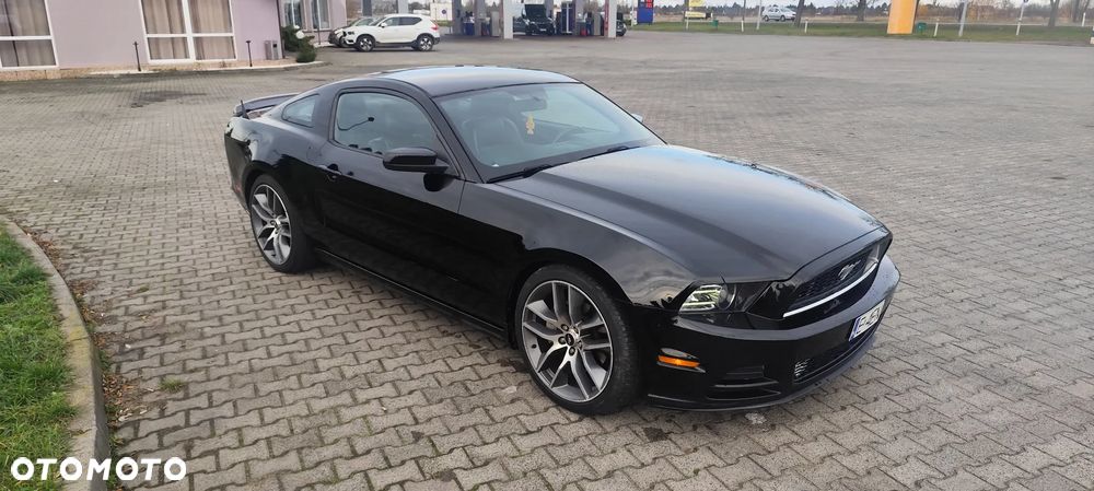 Ford Mustang 3.7 V6 Premium - 11