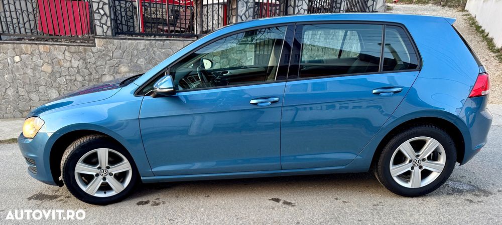 Volkswagen Golf 1.2 TSI BMT Comfortline - 26