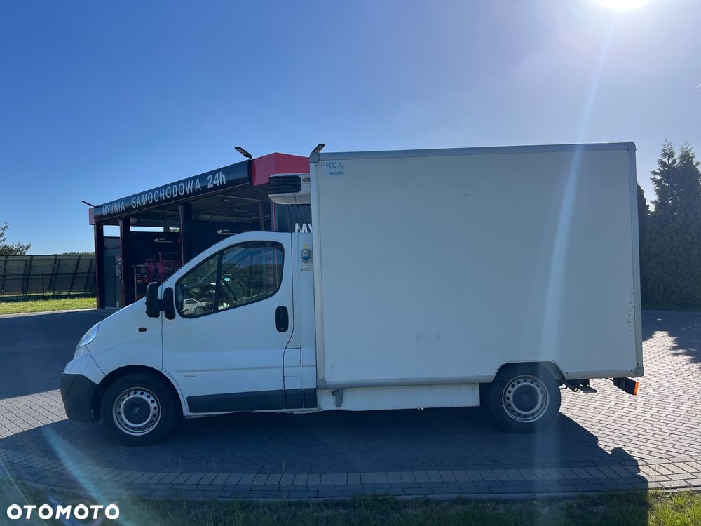 Opel VIVARO CHŁODNIA - 10