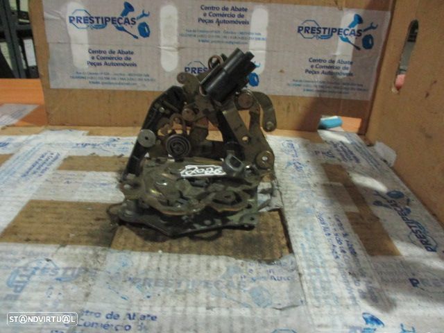 Fecho 1407300635 MERCEDES W140 1992 TD MANUAL - 2