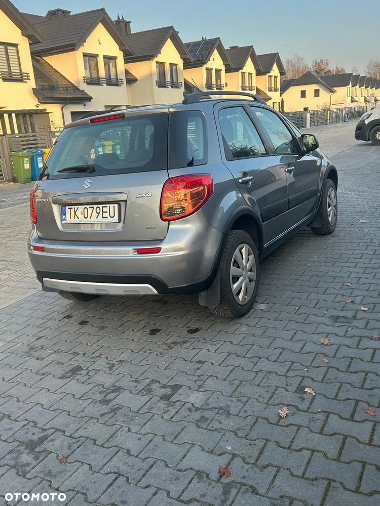Suzuki SX4 1.6 Premium - 6