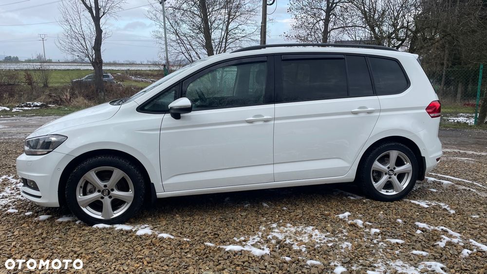 Volkswagen Touran 2.0 TDI SCR (BlueMotion Technology) DSG Comfortline - 4