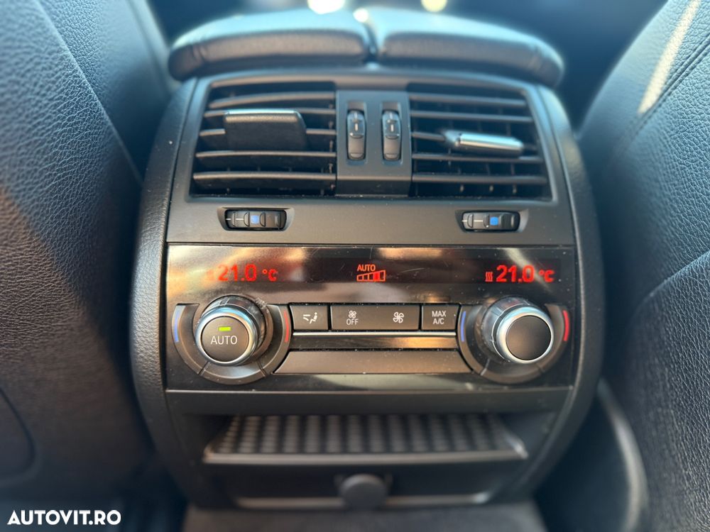 BMW Seria 5 530d xDrive AT - 23