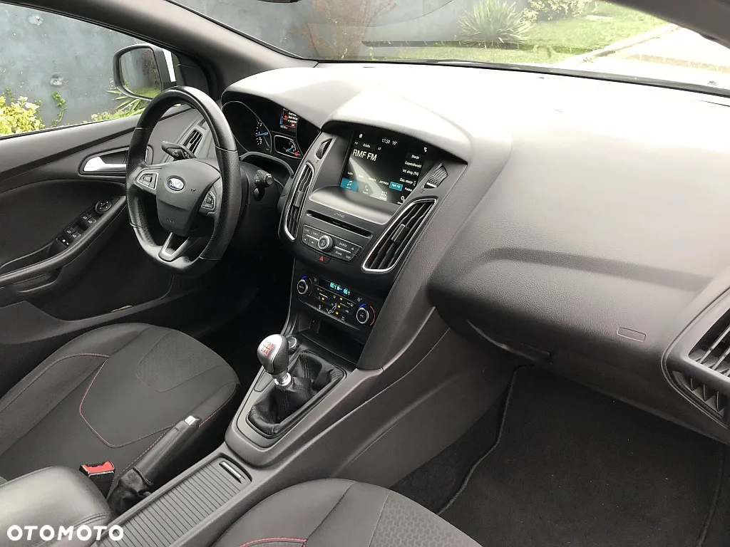 Ford Focus 1.5 EcoBoost ST-Line ASS - 38
