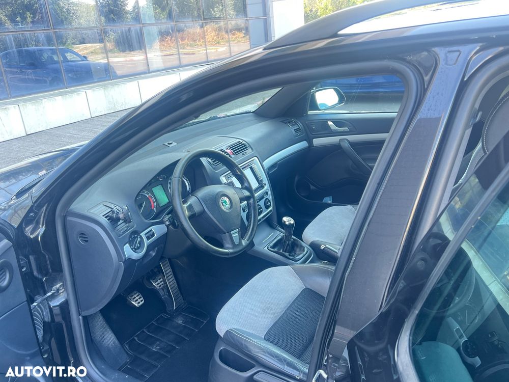 Skoda Octavia 2.0 RS TDI - 9