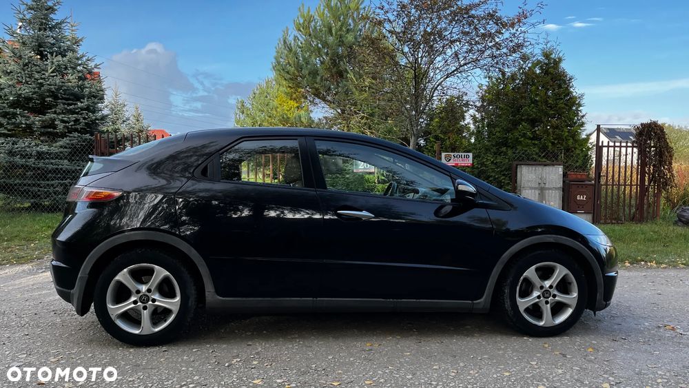 Honda Civic 1.8 Comfort - 9