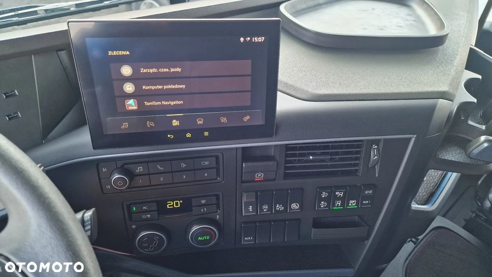 Volvo FH 500 Mega /Low Deck /Klima P. / Regulowane siodło standard - 33