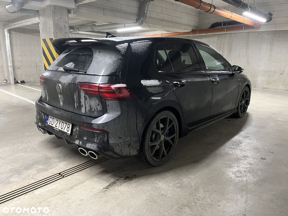 Volkswagen Golf - 27