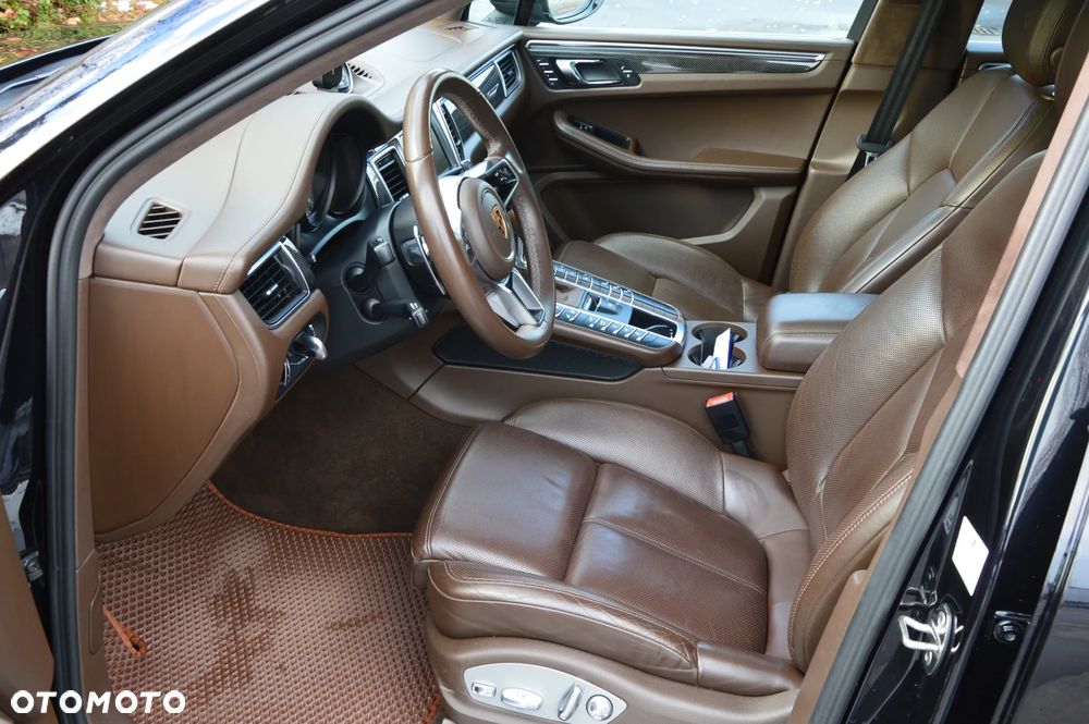 Porsche Macan - 5