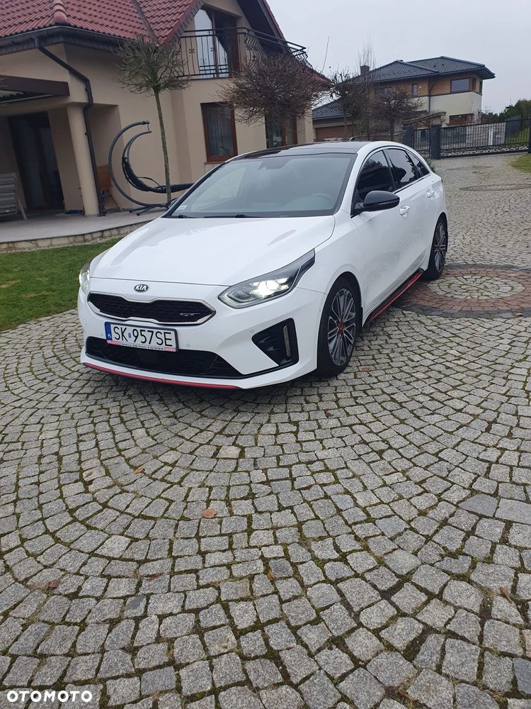 Kia ProCeed - 2