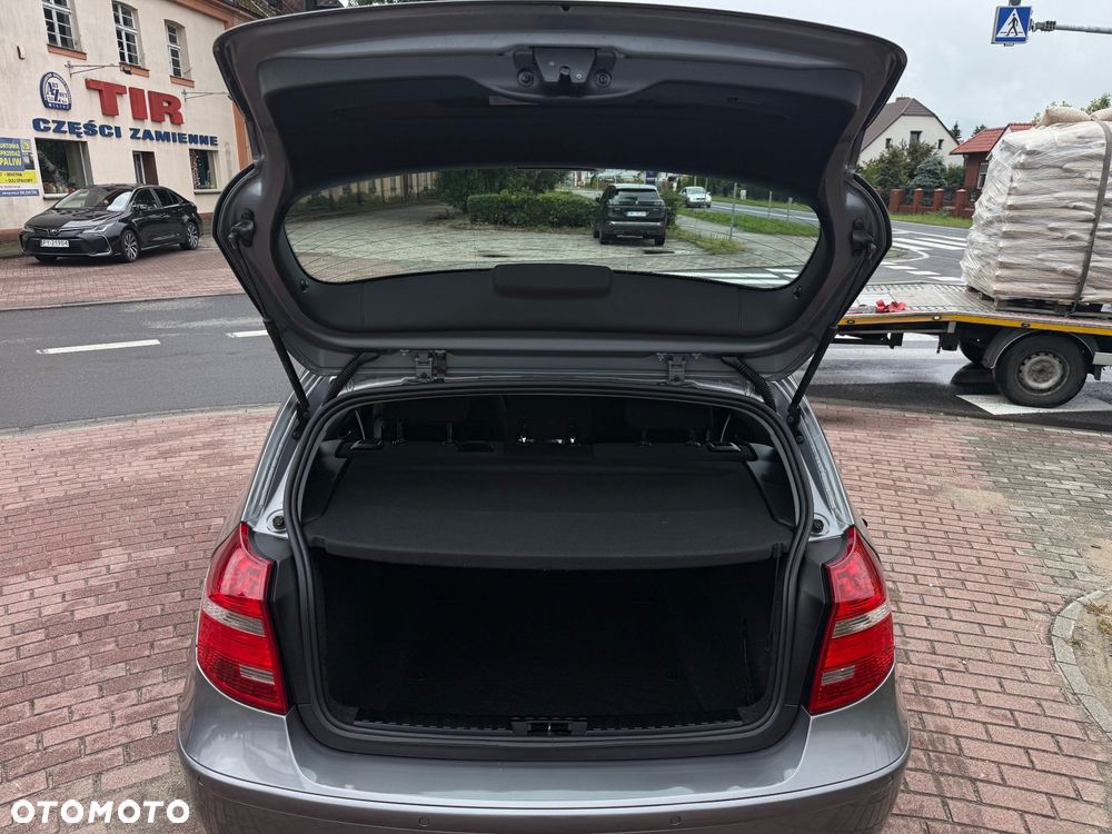 BMW Seria 1 116d DPF Edition Sport - 16