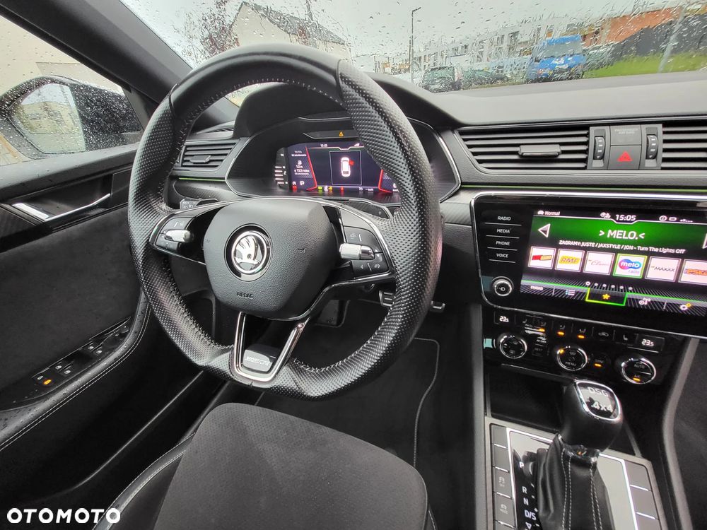 Skoda Superb 2.0 TSI 4x4 Sportline DSG - 25