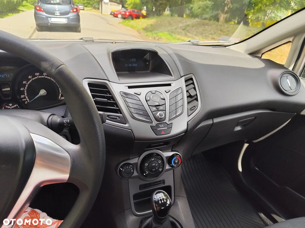 Ford Fiesta 1.25 Ambiente EU5 - 3