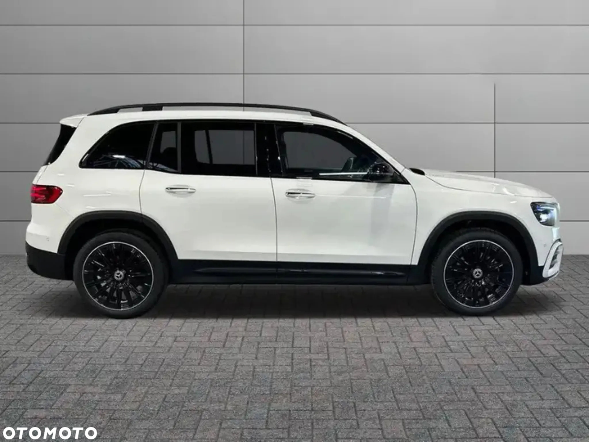 Mercedes-Benz GLB 200 mHEV AMG Line 7G-DCT - 6