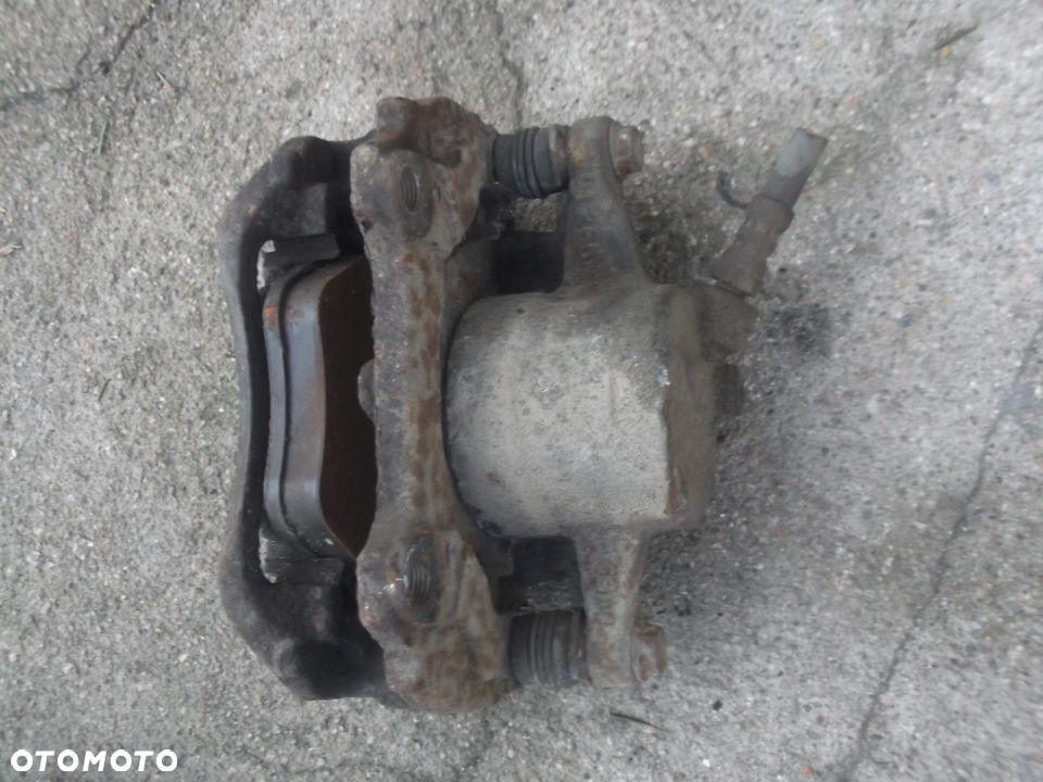 FIAT IDEA ZACISK HAMULCOWY LEWY PRZÓD 1.4 16V - 2
