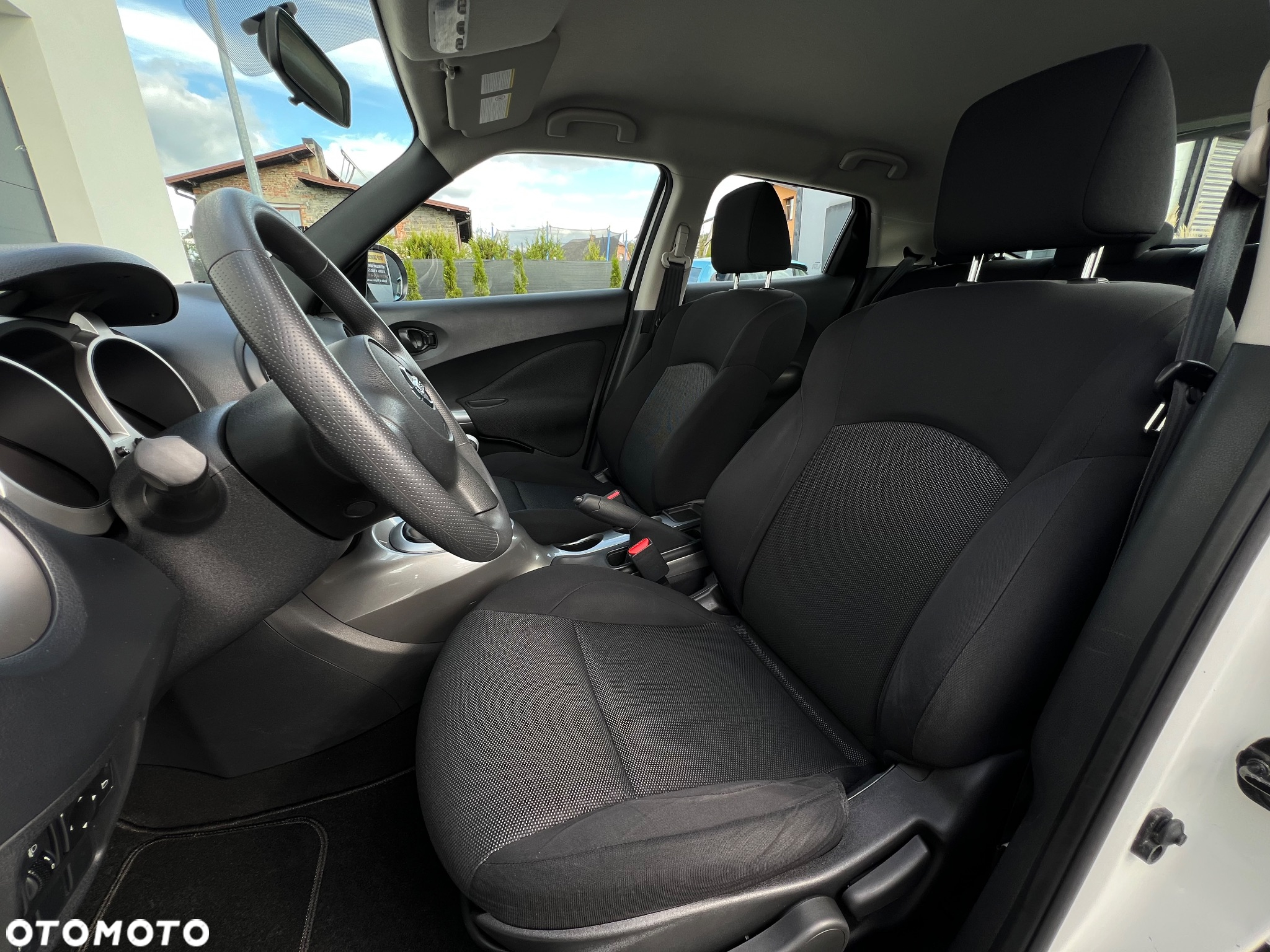 Nissan Juke 1.6 Visia - 14