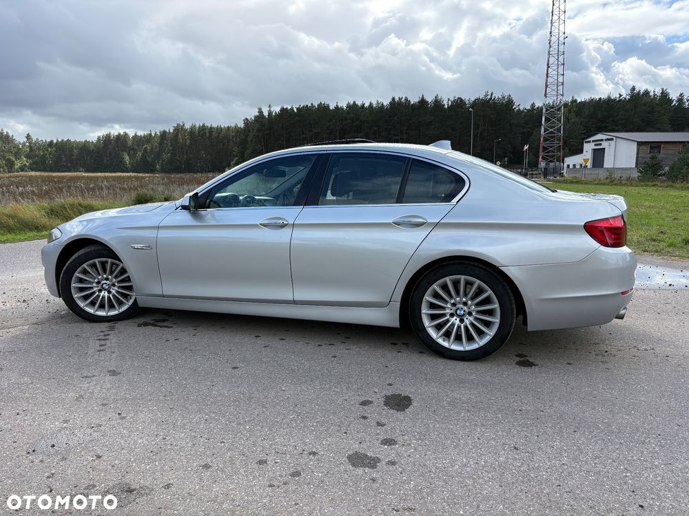 BMW Seria 5 535d xDrive - 11