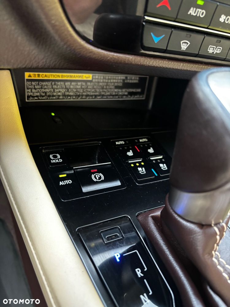 Lexus RX 450h (hybrid) Executive Line - 14