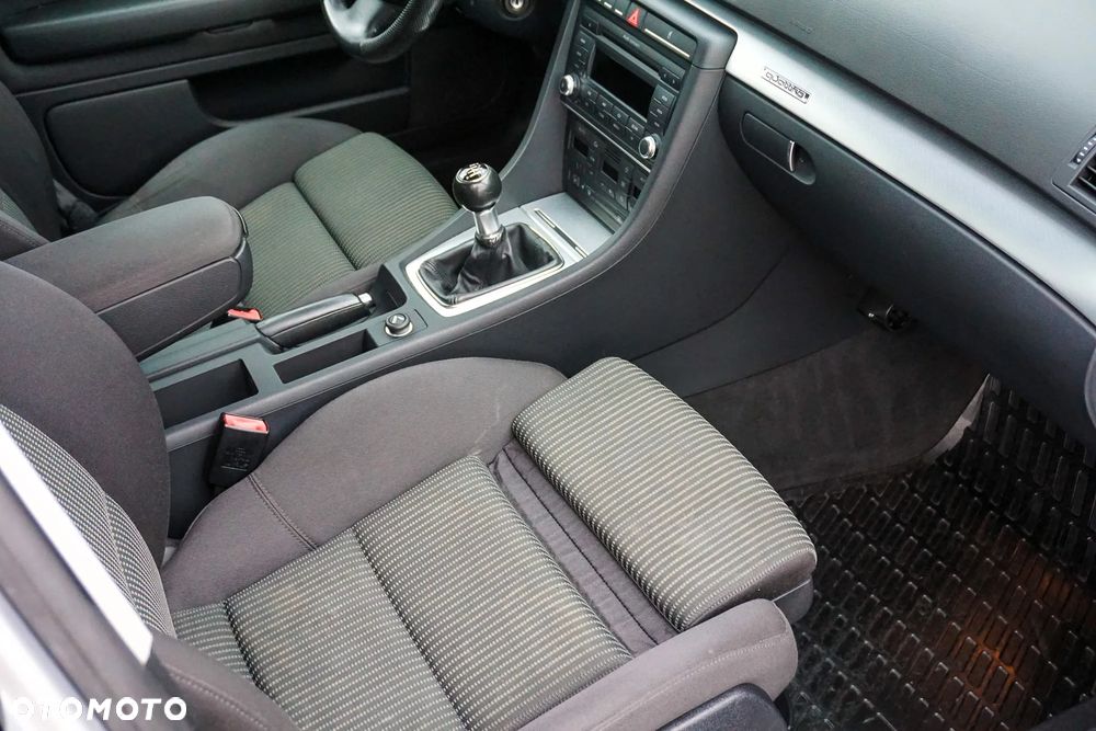 Audi A4 Avant 1.8T Quattro - 24