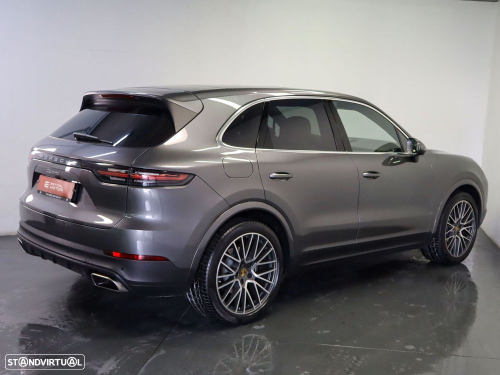 Porsche Cayenne Platinum Edition - 4
