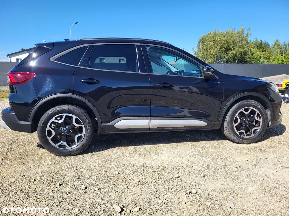 Ford Kuga - 12