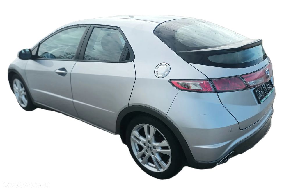 Honda Accord 2.0 Elegance 50 Jahre Edition - 11