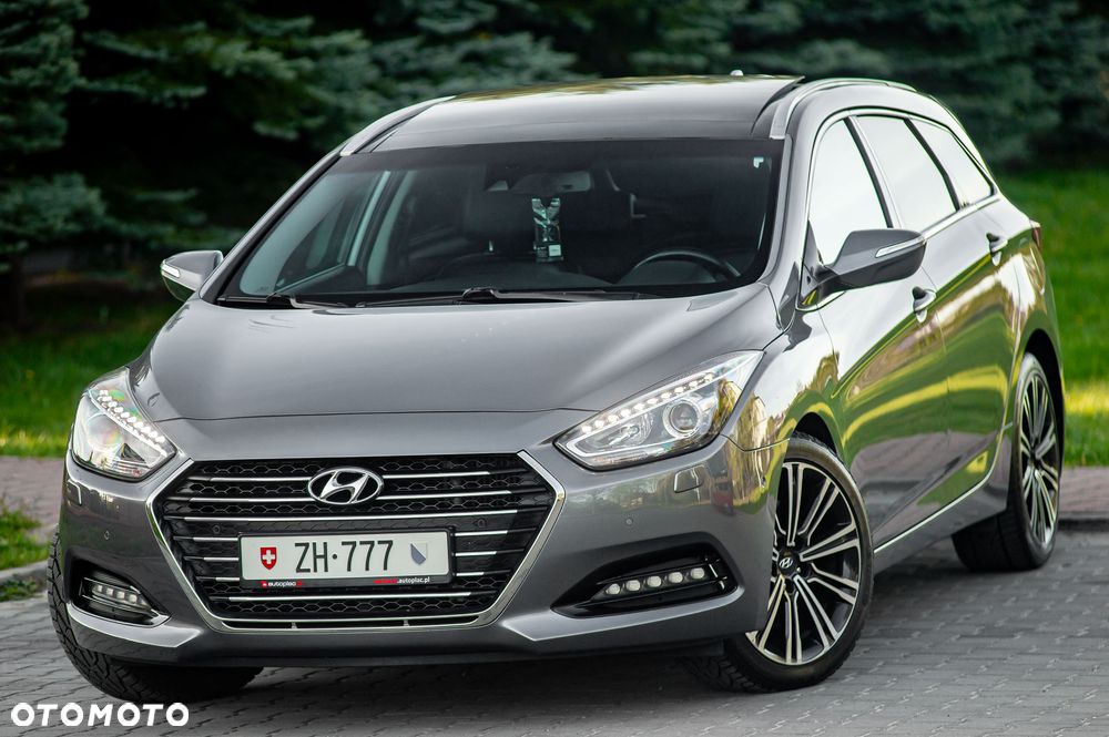 Hyundai i40 Kombi 1.7 CRDi DCT Premium - 2