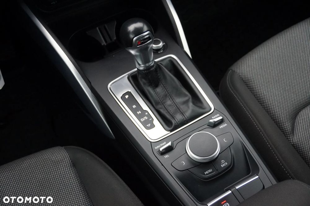 Audi Q2 2.0 TDI Quattro S tronic - 17