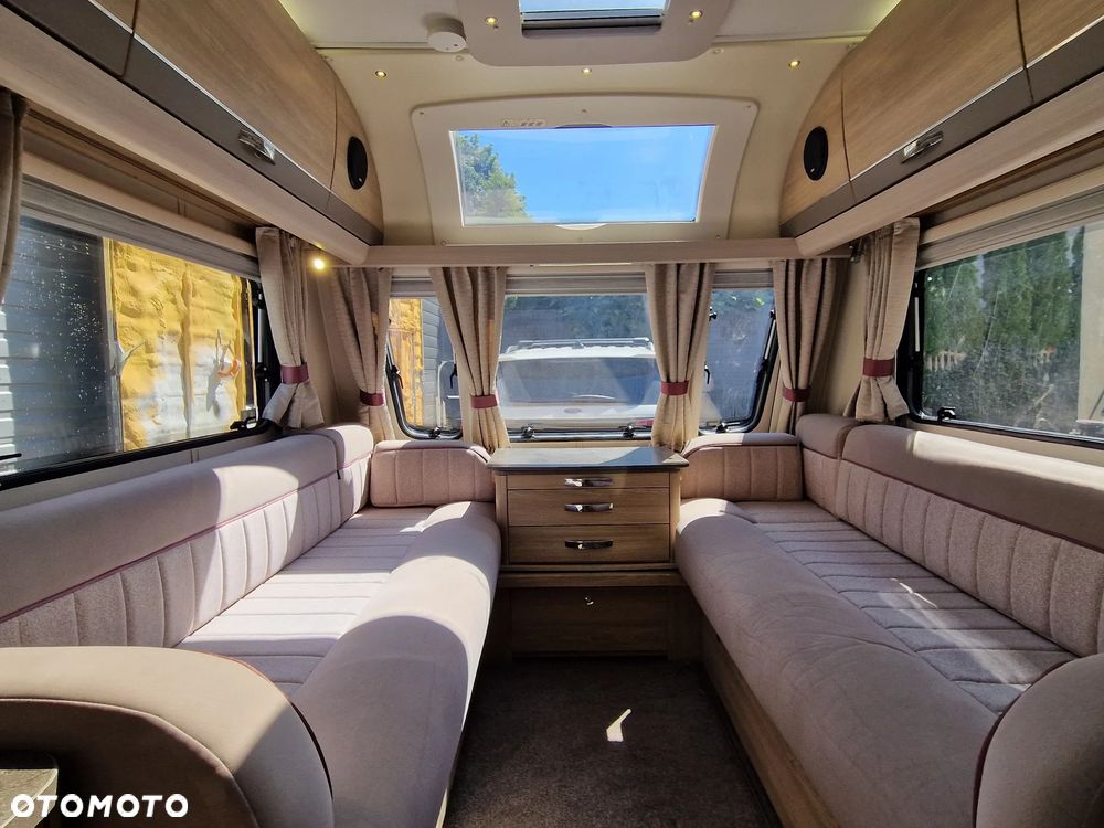 Elddis Xplore 304 - 6