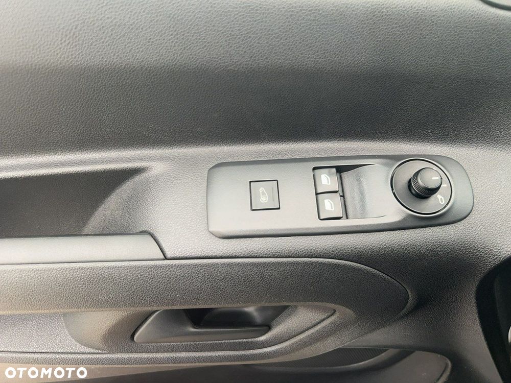 Toyota Proace City - 13