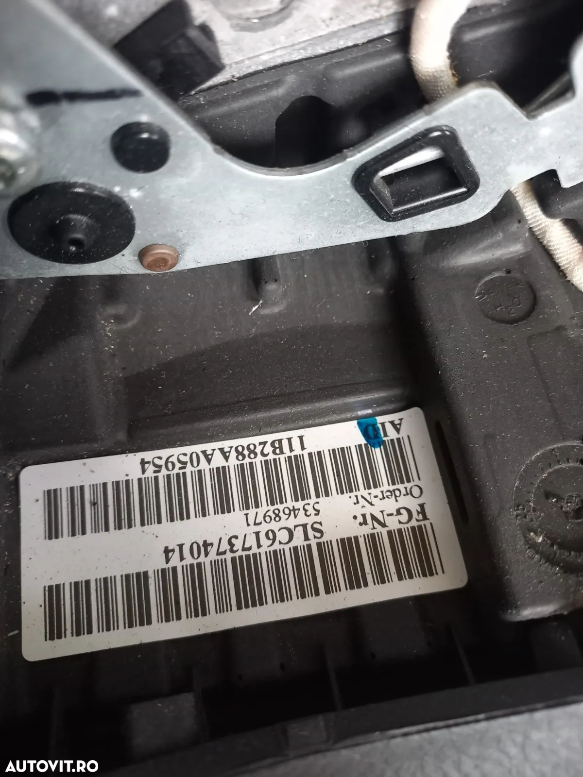 Volan Din Piele Cu Comenzi Bmw F10 F11 F07 F01 F02 F03 In 3 Spite Stare Foarte Buna Cod - 10