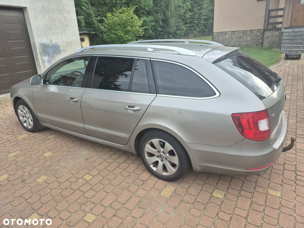 Skoda Superb 1.8 TSI Ambition DSG - 4