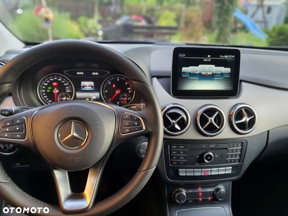Mercedes-Benz Klasa B 180 (CDI) d 7G-DCT - 40