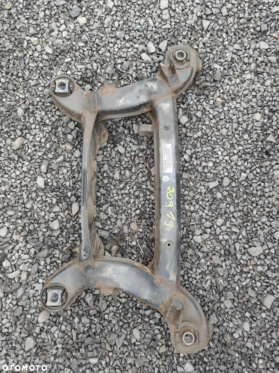 MERCEDES W203 W209 CLK SANKI TYLNE ŁAWA WÓZEK KOŁYSKA BELKA 2033501894 - 2