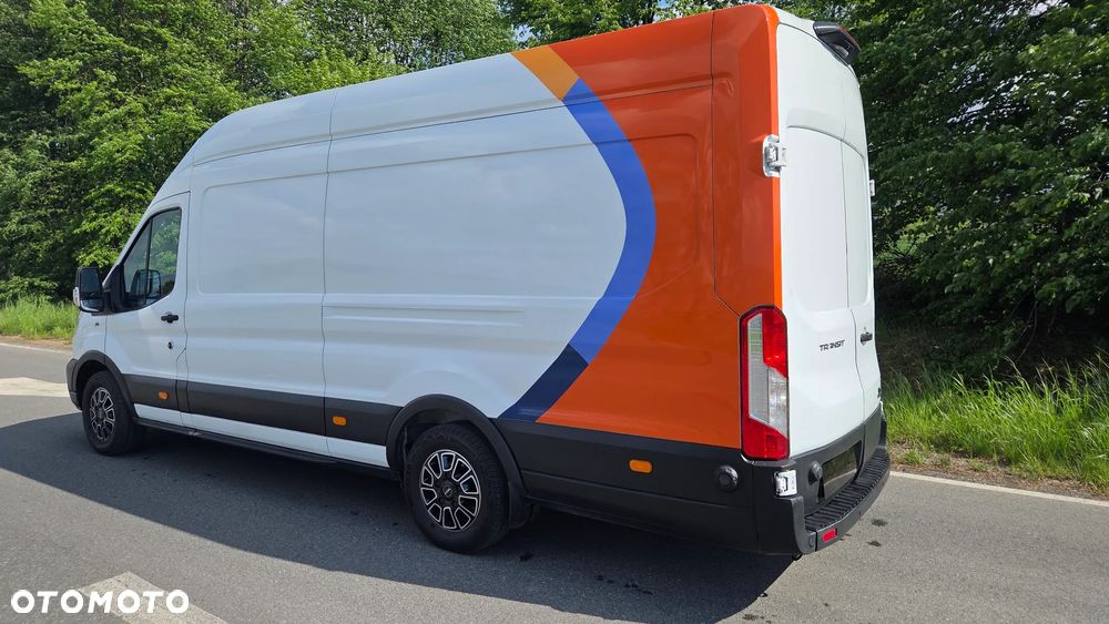 Ford Transit - 11