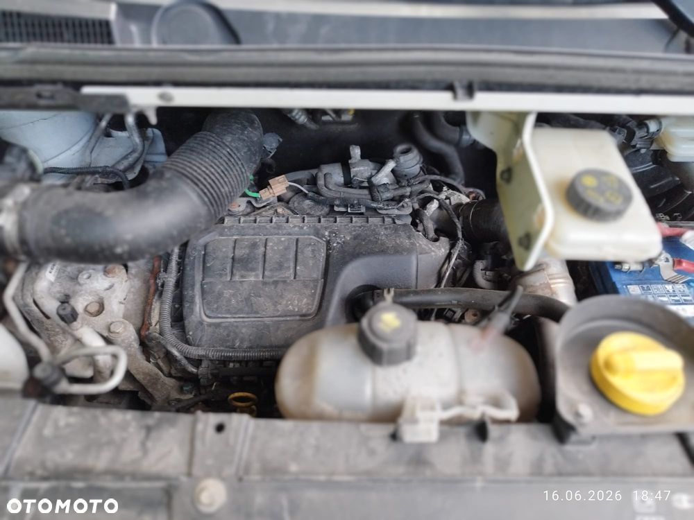 Renault Trafic - 28