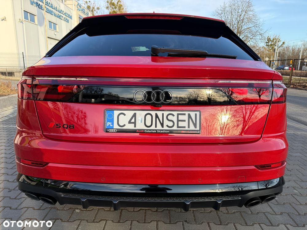 Audi SQ8 - 12