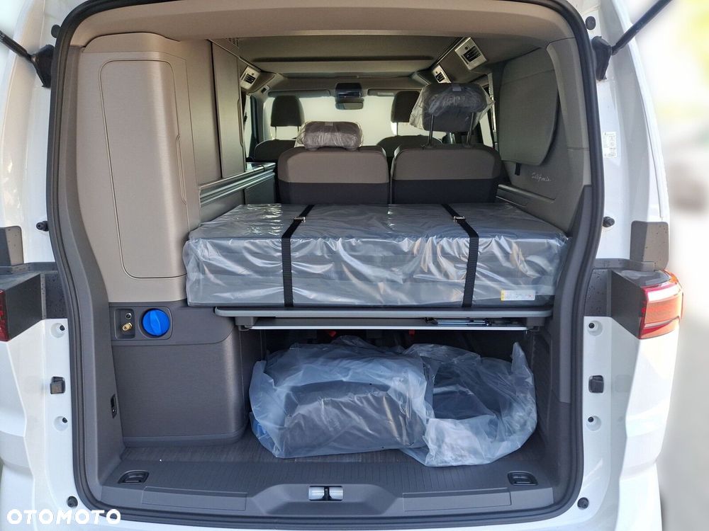 Volkswagen California - 15