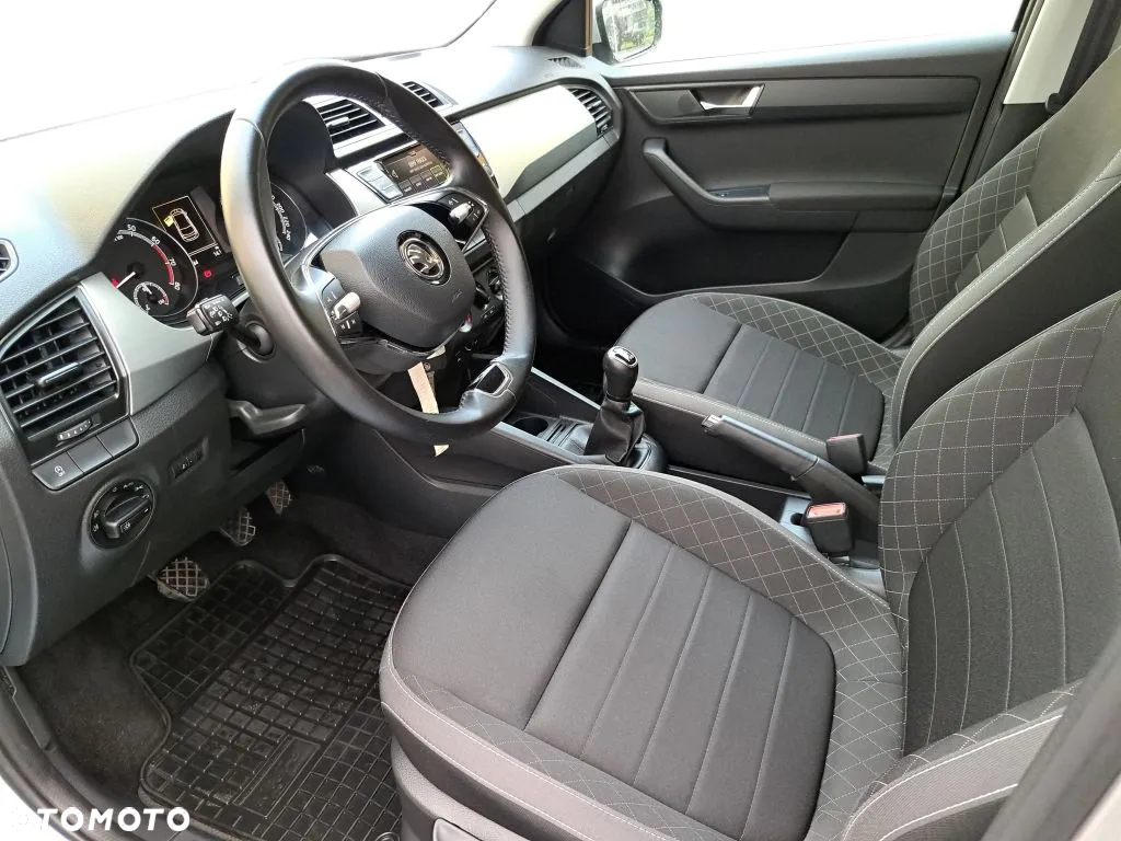 Skoda Fabia - 11